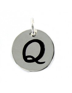 Colgante letra con alma "Q"